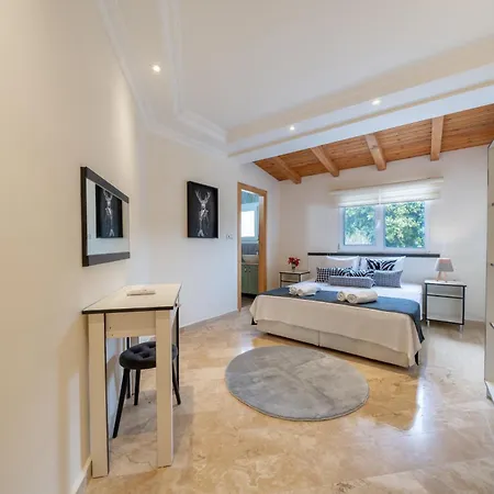 Lacitrus Villa&hotel-ozy Отель *