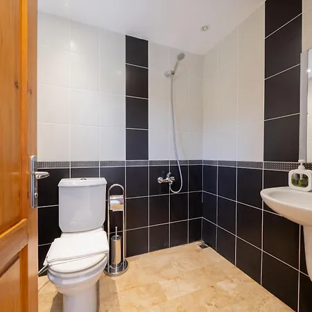 Lacitrus Villa&hotel-ozy 卡斯