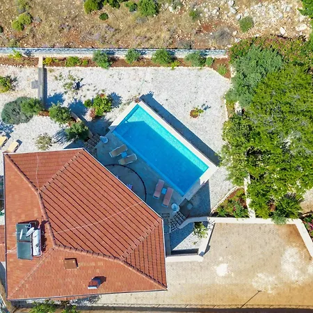 Lacitrus Villa&hotel-ozy Hotel *