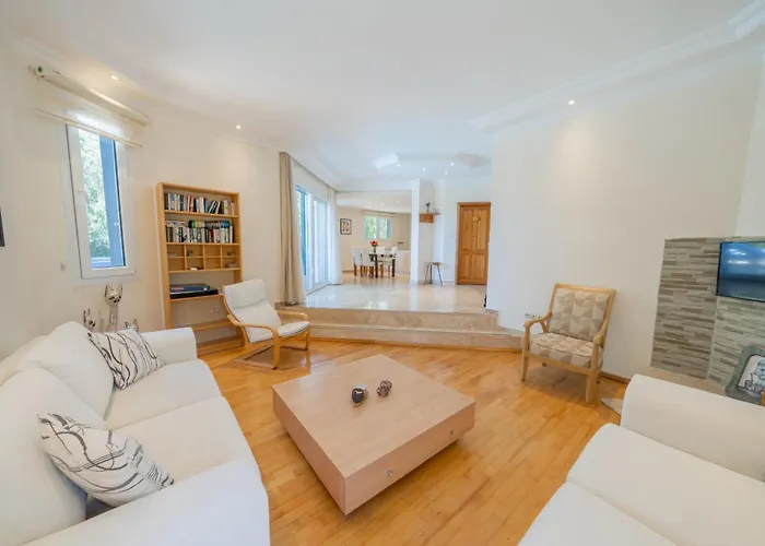 Lacitrus Villa&hotel-ozy 카스